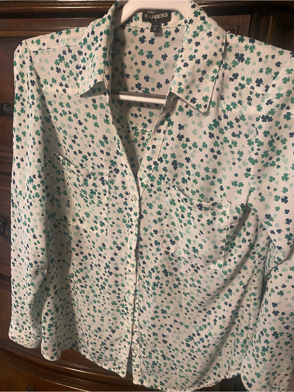 Express Women's Green Clover shamrock Print Button Down blouse